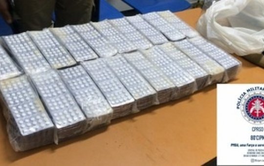 PM captura homem com 15 mil comprimidos de rebite em Encruzilhada