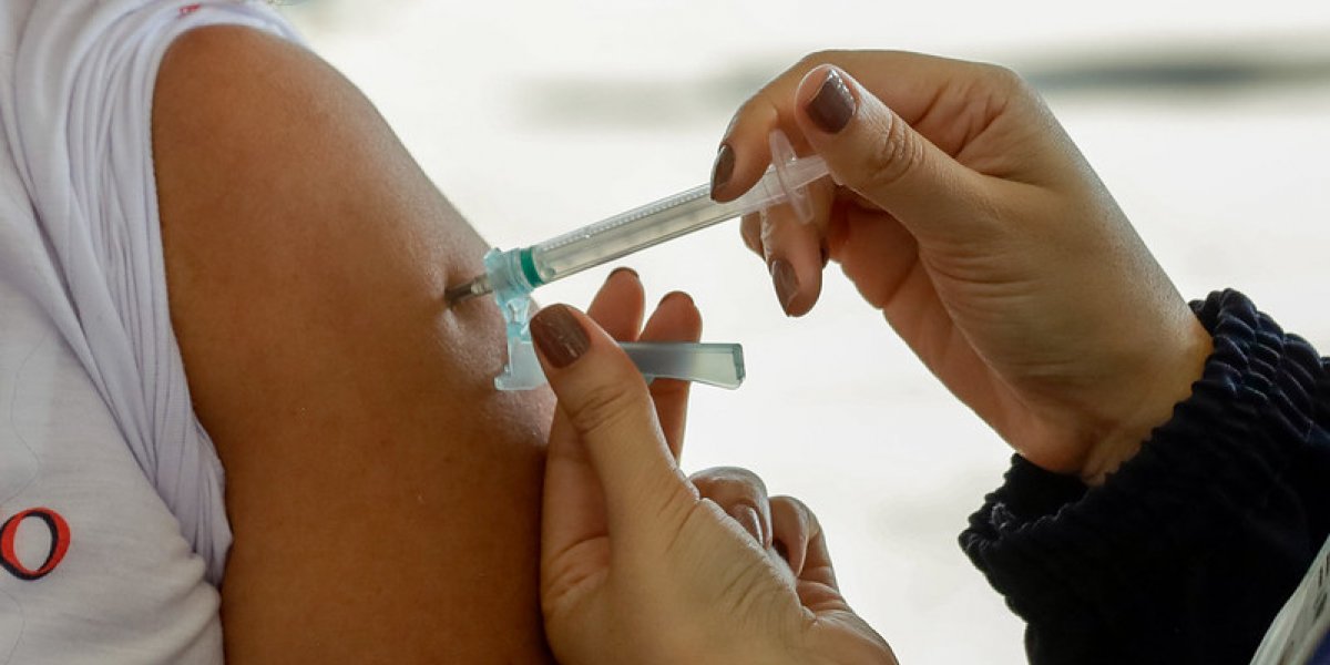 Covid-19: Salvador reduz intervalo entre doses para pessoas com mais de 18 anos