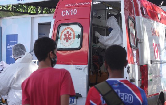 Diretor da OMS diz que 2022 deve ser o ano do fim da pandemia