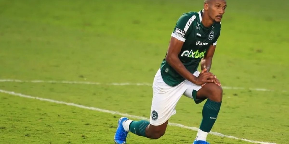 Bahia anuncia a contratação do volante Rezende que estava no Goiás