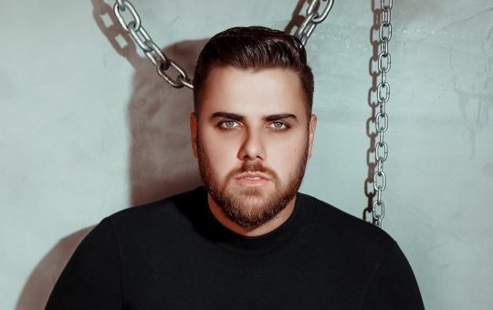 Cantor Zé Neto enfrenta doença pulmonar após Covid e uso de cigarro eletrônico