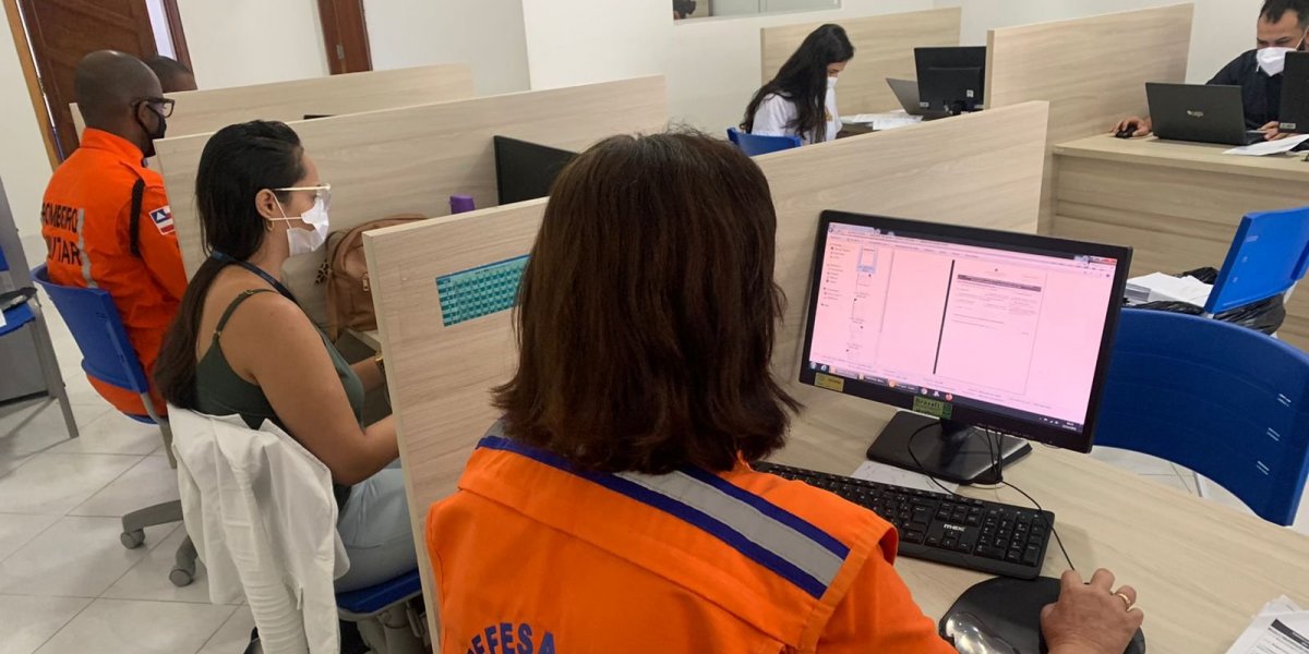 Famílias do sul da Bahia são cadastradas para receber benefícios do Governo