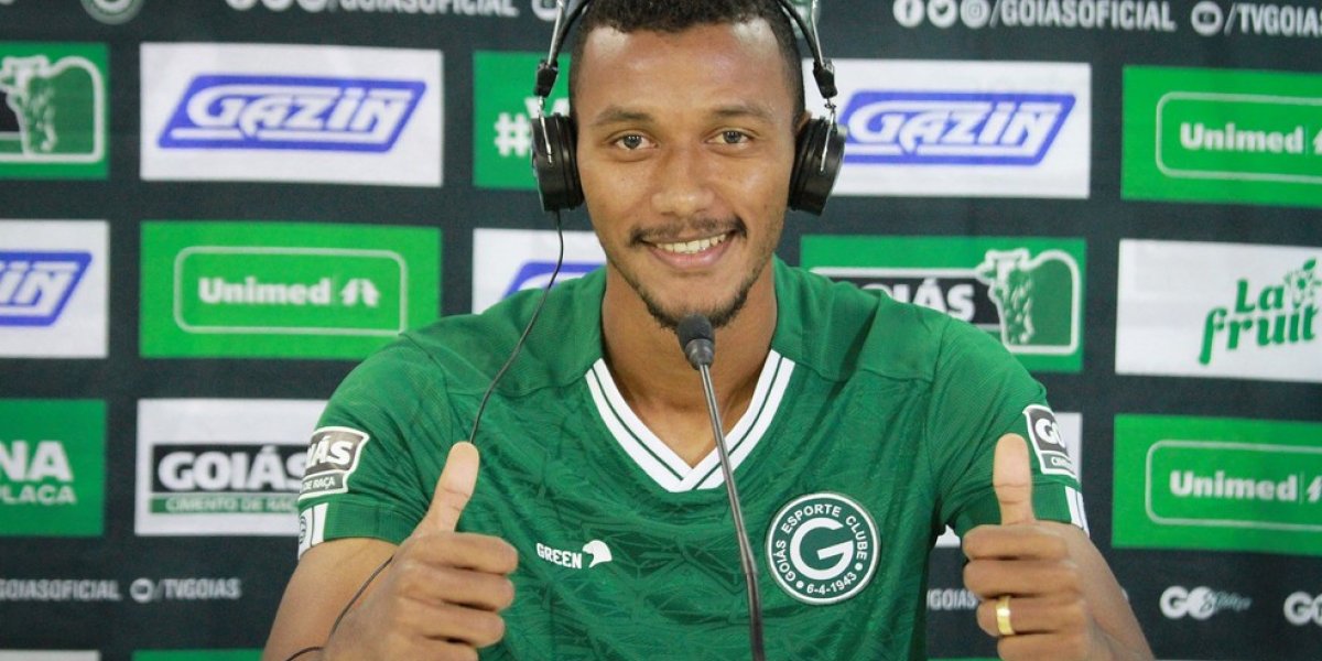 Volante contratado pelo Bahia se apresenta como dinâmico