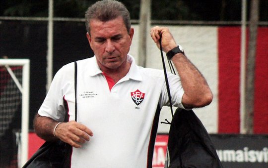 Vice-Campeão da Copa do Brasil, Ricardo Silva volta ao Vitória