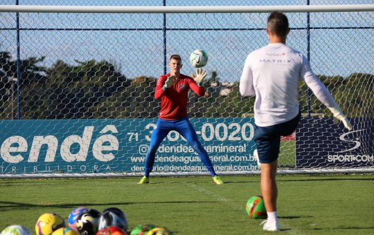 Depois de empréstimo para o Juventude, Douglas deve retornar ao Bahia