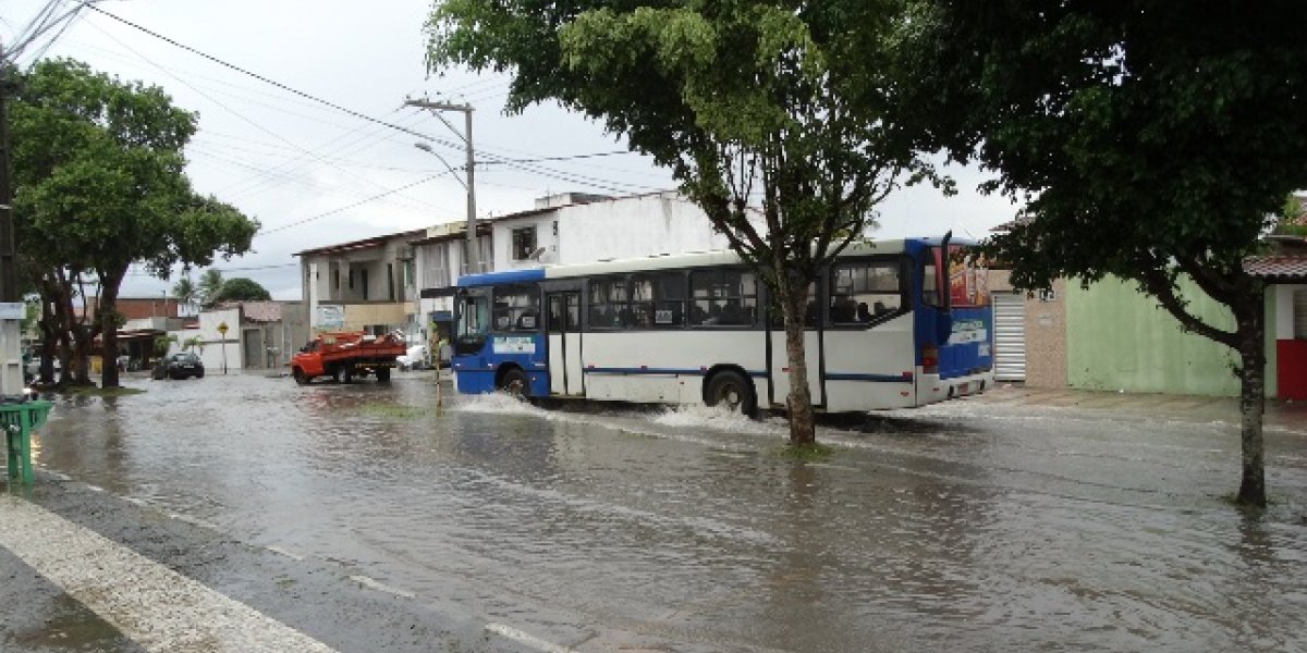 Feira de Santana decreta situação de emergência em virtude das fortes chuvas