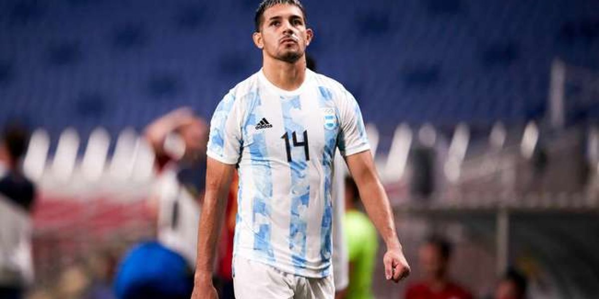 Zagueiro da seleção argentina é detido por suposta agressão a ex-namorada