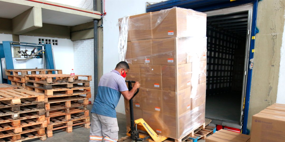 Sesab envia medicamentos para regiões atingidas no interior da Bahia