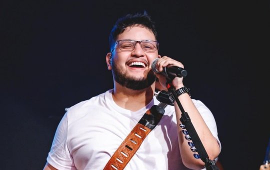 Cantor sertanejo Maurílio Ribeiro tem grave infecção no pulmão na UTI