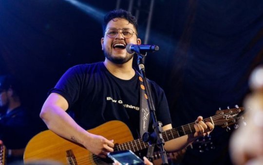 Morre aos 28 anos o sertanejo Maurílio da dupla com Luiza