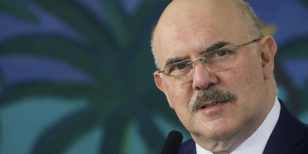 MEC não exigirá vacinação contra a Covid em instituições federais de ensino