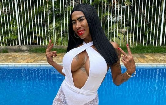 Inês Brasil diz que Bolsonaro "está com Lúcifer" e divide opiniões na internet