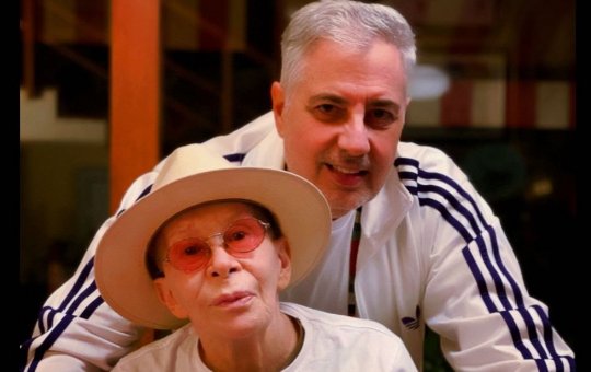 Foto de Rita Lee em tratamento contra câncer gera onda de apoio a cantora