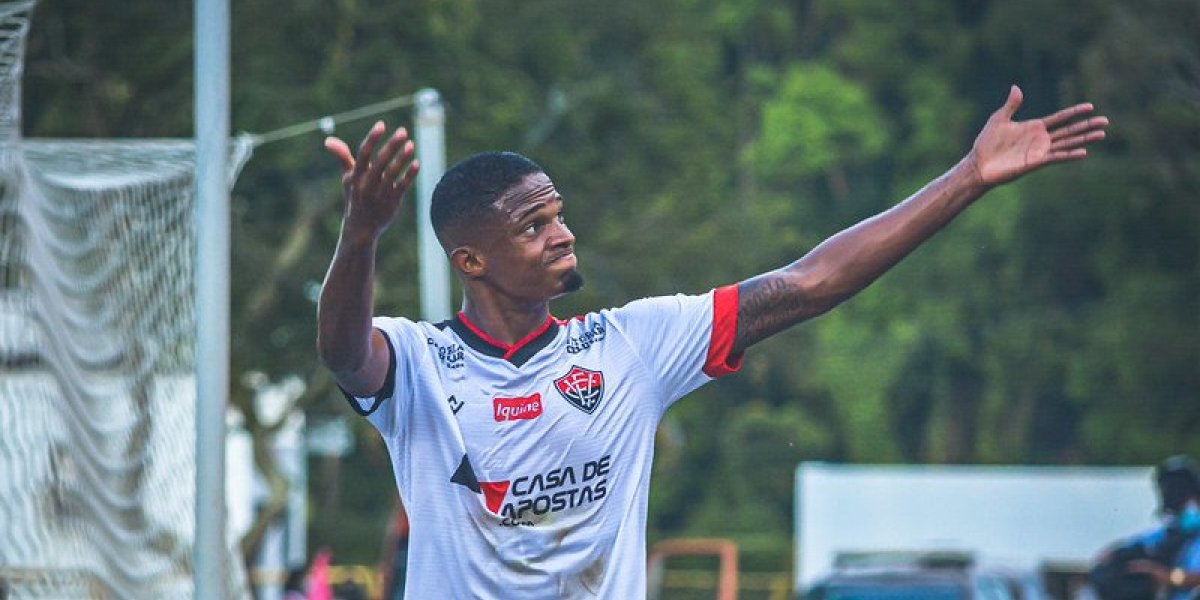 Atacante desperta interesse de clube de fora do país e pode deixar o Vitória