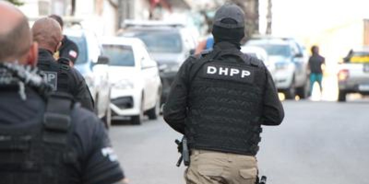 Em ação conjunta, polícia prende suspeito de triplo homicídio em Salvador