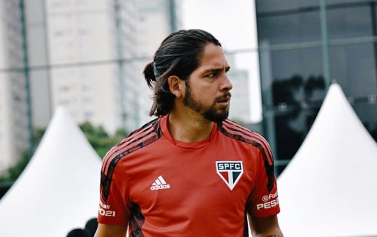 Grêmio acerta com o meia argentino Martín Benítez para a disputa da Série B