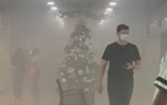 Agência bancária do Santander, em shopping da Pituba, pega fogo