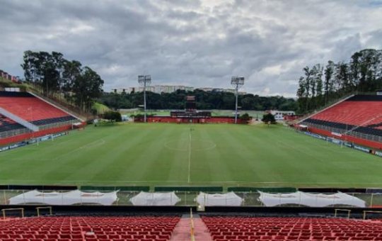 Vitória abre licitação para locação dos bares e comércio de bebidas no Barradão