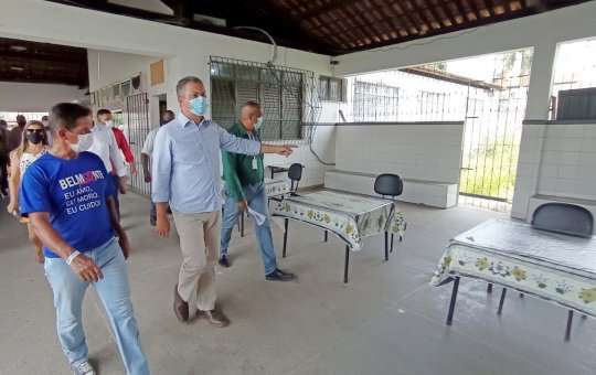 Governador Rui Costa anuncia obras em Belmonte