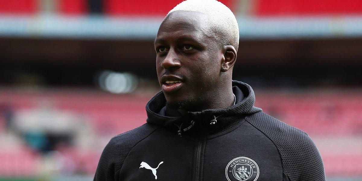 Após acusações de estupros, Benjamin Mendy sai da cadeia sob fiança