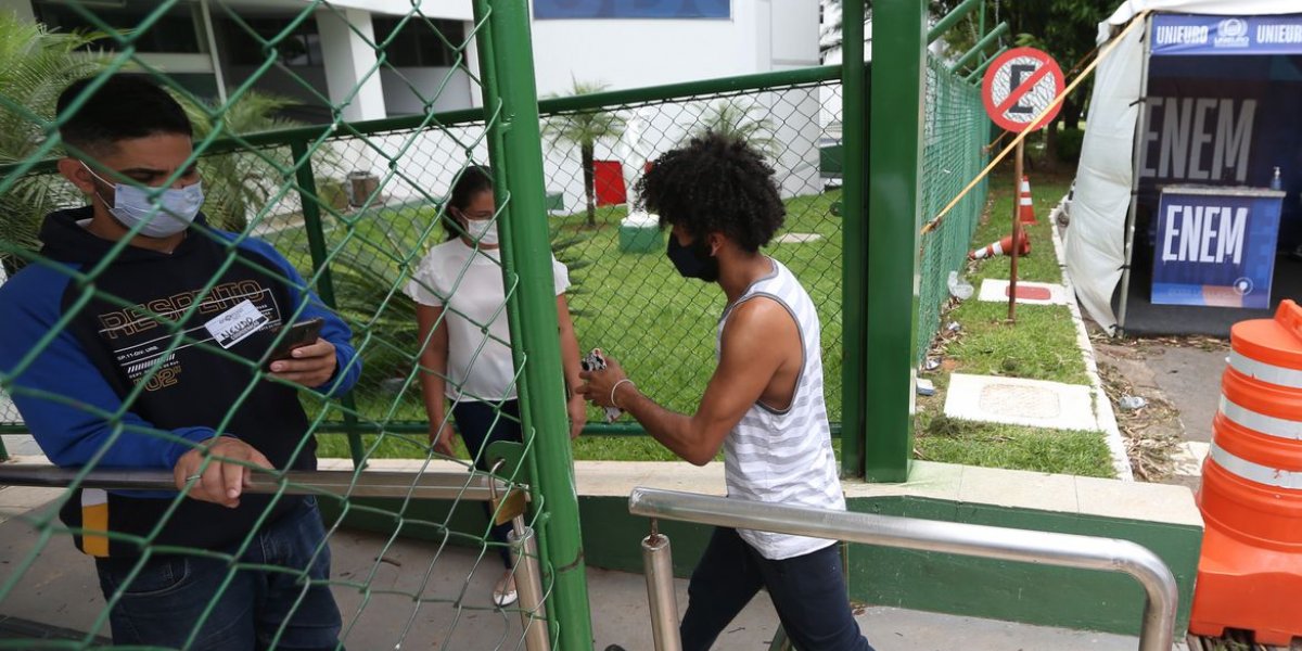 Começa hoje a reaplicação do Enem 2021