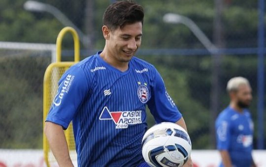 Com Oscar Ruiz, time de transição do Bahia segue treinamento para estreia