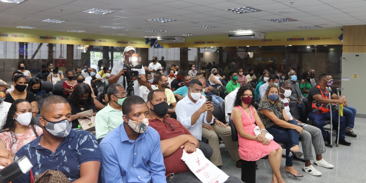 SineBahia oferece 104 vagas de emprego para Salvador e RMS nesta quarta (12)