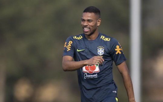 Brasil: Com ciclo vacinal contra a Covid incompleto, Renan Lodi não é convocado