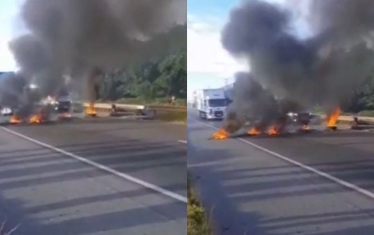 Ex-funcionários da Ford protestam em Camaçari