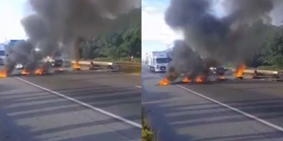 Ex-funcionários da Ford protestam em Camaçari