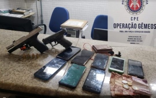 Polícia Militar intercepta ônibus e evita assalto a ônibus em Brotas