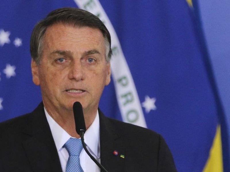 Bolsonaro volta a falar em fraudes nas eleições de 2018