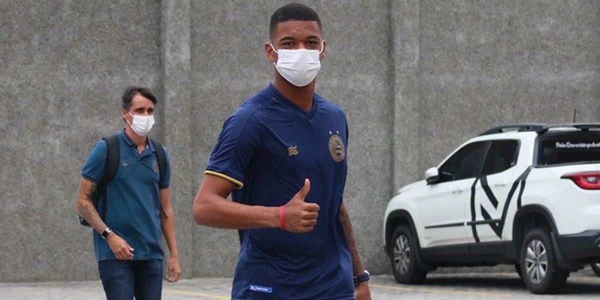 “Ano de muita dedicação, garra e superação”, diz o atacante Marcelo Ryan