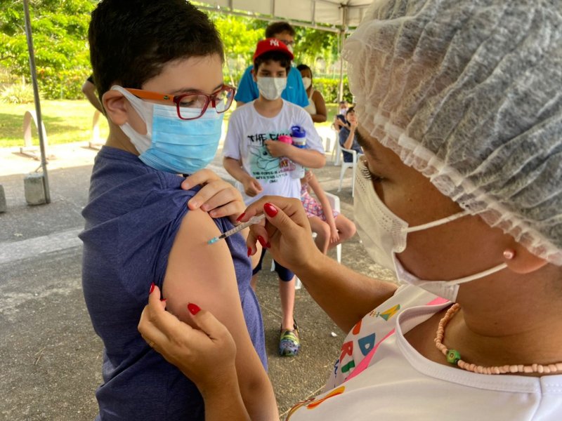 Covid-19: Crianças de 10 anos são incluídas na vacinação nesta segunda (17)