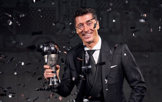 Bicampeão como melhor do mundo, Lewandowski comemora: “Significa muito para mim"