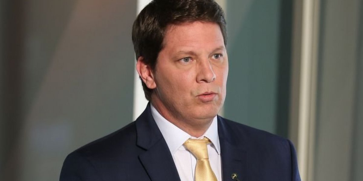 Covid-19: Mario Frias testa positivo e é retirado de comitiva que vai aos EUA