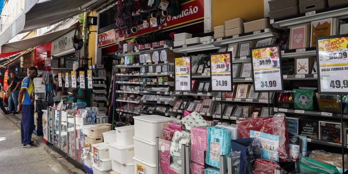 Auxílio Brasil deve injetar, no mínimo, R$ 84 bilhões na economia