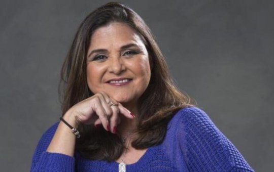 Negacionista, atriz Elizangela é internada em estado grave com sequelas da Covid