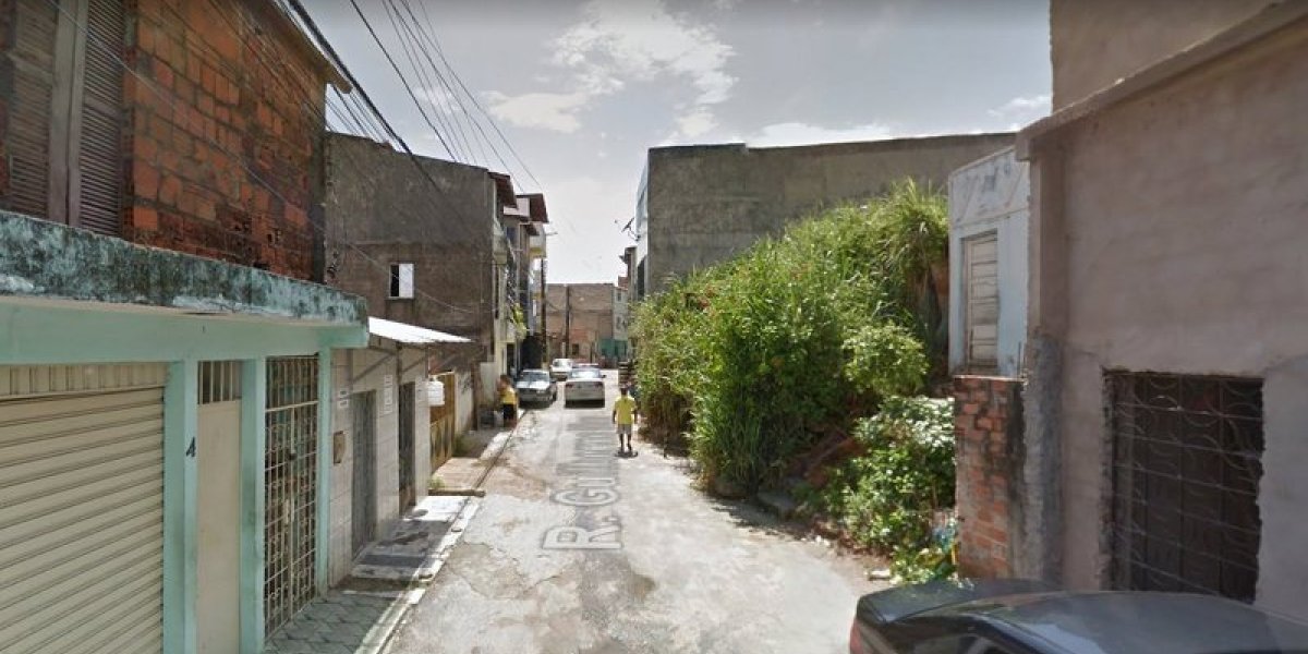 Tio-avô que jogou ácido no sobrinho sofre tentativa de linchamento em Salvador