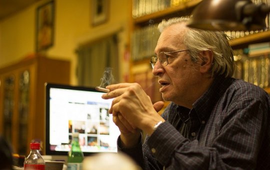 "Que Deus perdoe ele de todas as maldades que cometeu", diz filha de Olavo