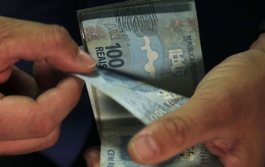 Auxílio Brasil: Caixa paga benefício a cadastrados com NIS final 7