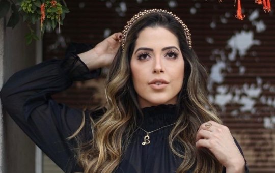 BBB22: Laís revela que ficou com sertanejo famoso