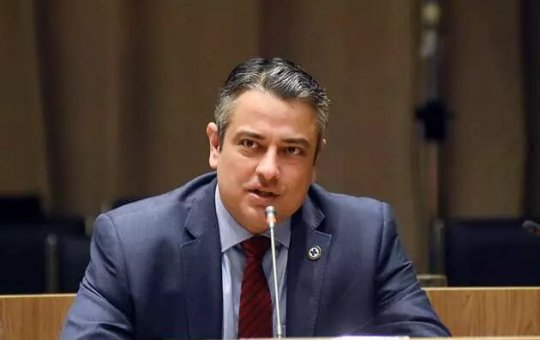 Secretário da Saúde terá cinco dias para explicar nota antivacina