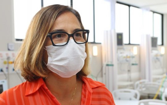 Covid-19: Secretária de Saúde da Bahia testa positivo e cumpre isolamento