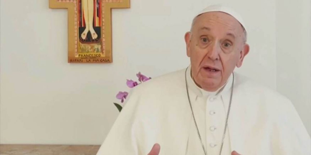 Papa Francisco pede que pais não condenem filhos pela orientação sexual