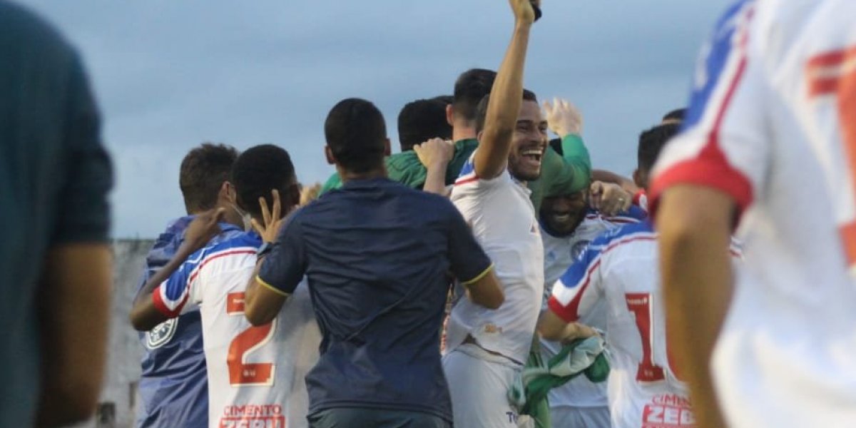 Guto enaltece importância dos experientes Rodallega, Cirino e Mugni para o Bahia