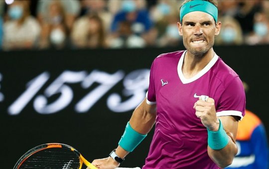 Rafael Nadal derrota Medvedev e conquista o Aberto da Austrália