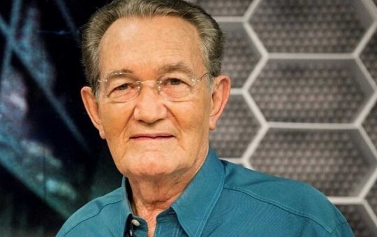 Mulher de apresentador da Globo é encontrada morta dentro da piscina de casa