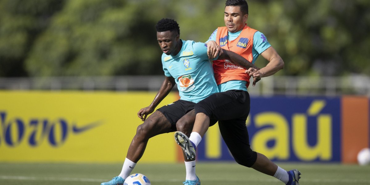 Com novidades e desfalques, Brasil enfrenta o Paraguai no Mineirão nesta terça