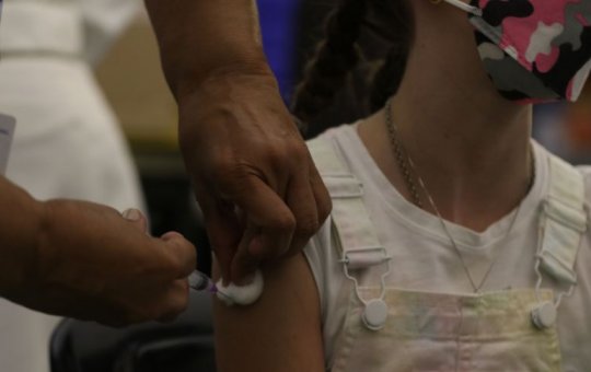 Covid-19: Governo compra mais de 10 milhões de doses para vacinação infantil